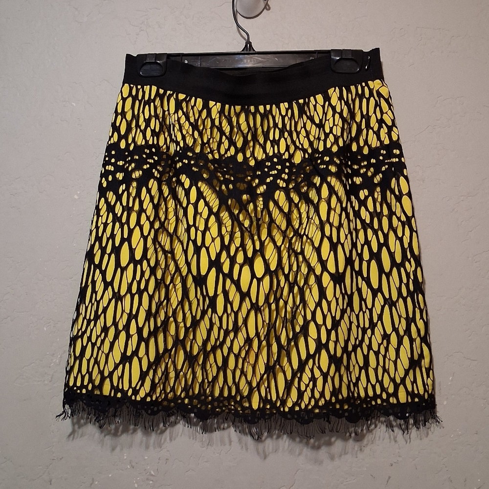 Robert Rodriguez Mini Skirt‎ Lace Overlay Black- Yellow Waistband Sz6